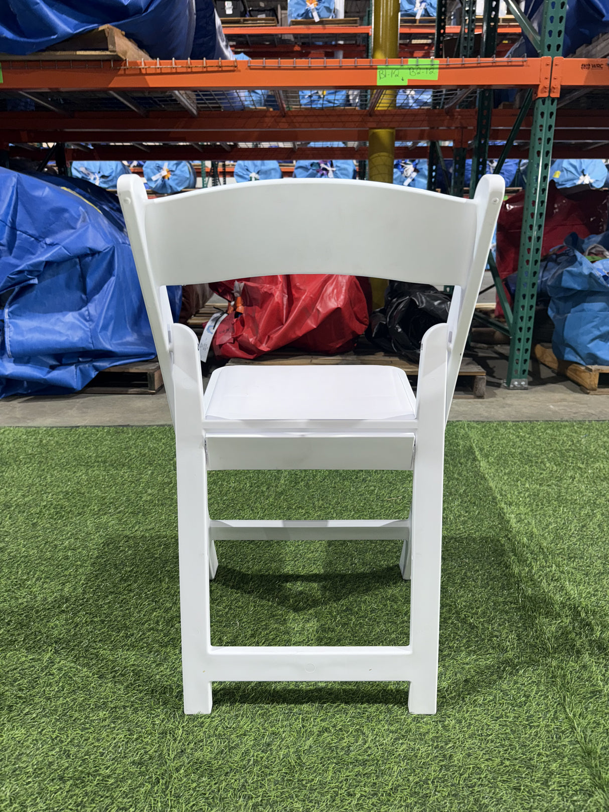 HD Pro White Resin Folding Chair